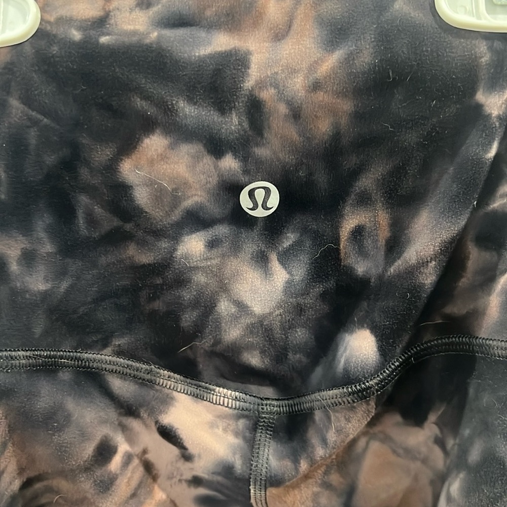 Lululemon tye dye leggings